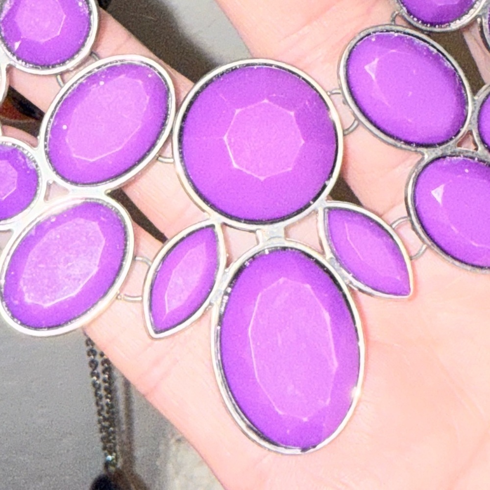 Demi Diva - purple - Paparazzi necklace different shape stones on a 22” chain - Picture 3 of 3